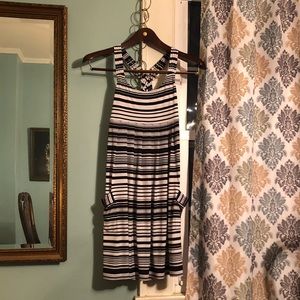 ⭐️⭐️⭐️Ellen Tracy⭐️⭐️⭐️Empire Strappy Dress⭐️⭐️⭐️